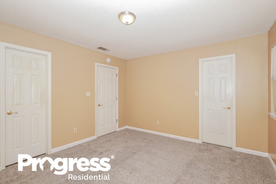 Building Photo - 313 Tramore Pass