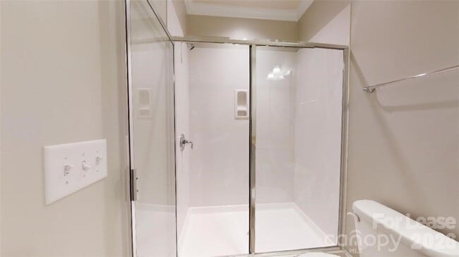 Building Photo - 1220 Madison Towns Ln