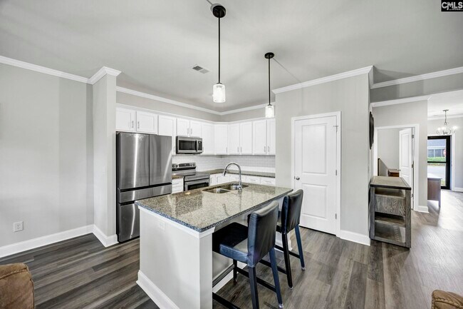 Building Photo - 102 Backspin Dr