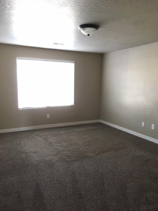 Building Photo - 9615 N 4500 W