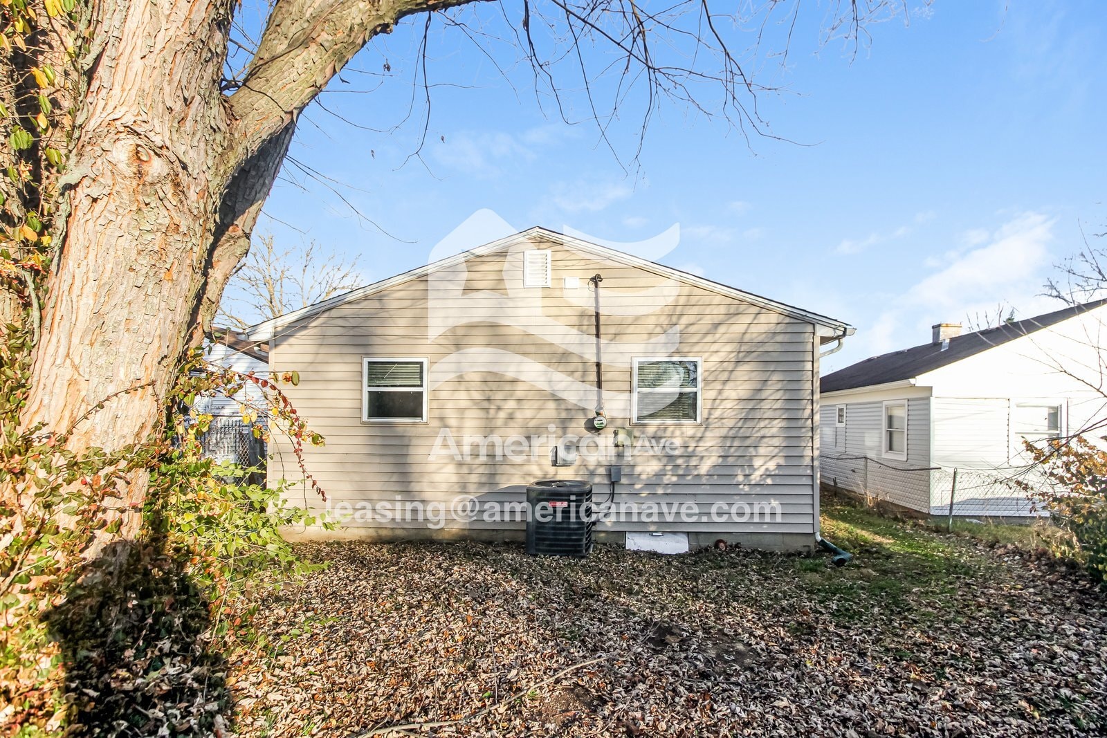 Building Photo - 2932 Lasalle St