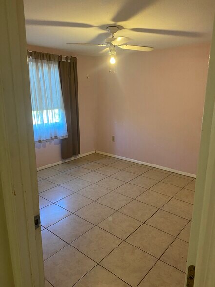 Building Photo - 8266 Trionfo Ave