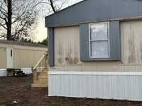 Building Photo - 51 White Oak Village