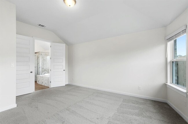 Building Photo - 116 Salado Crk Trl