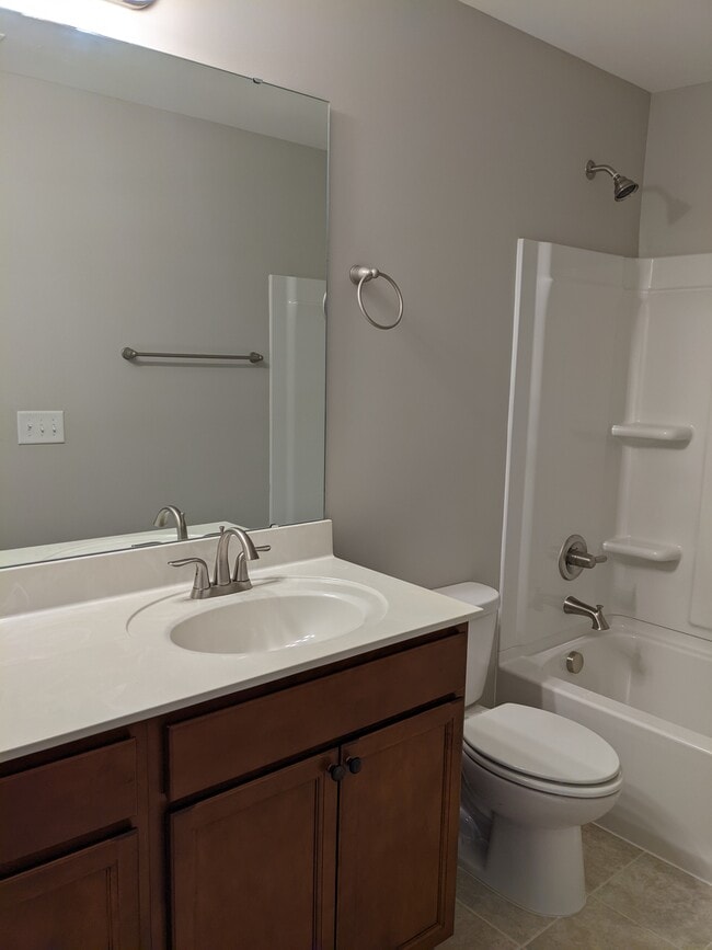 Building Photo - 6007 Peachtree Town Ln
