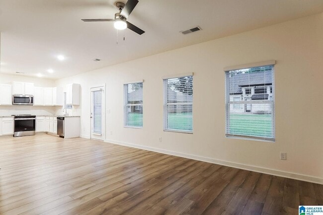 Building Photo - 5418 Bluebell Cir