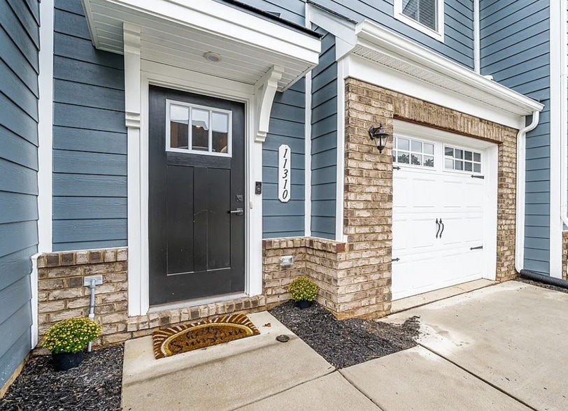 Building Photo - 11310 Winding Brook Terrace Dr