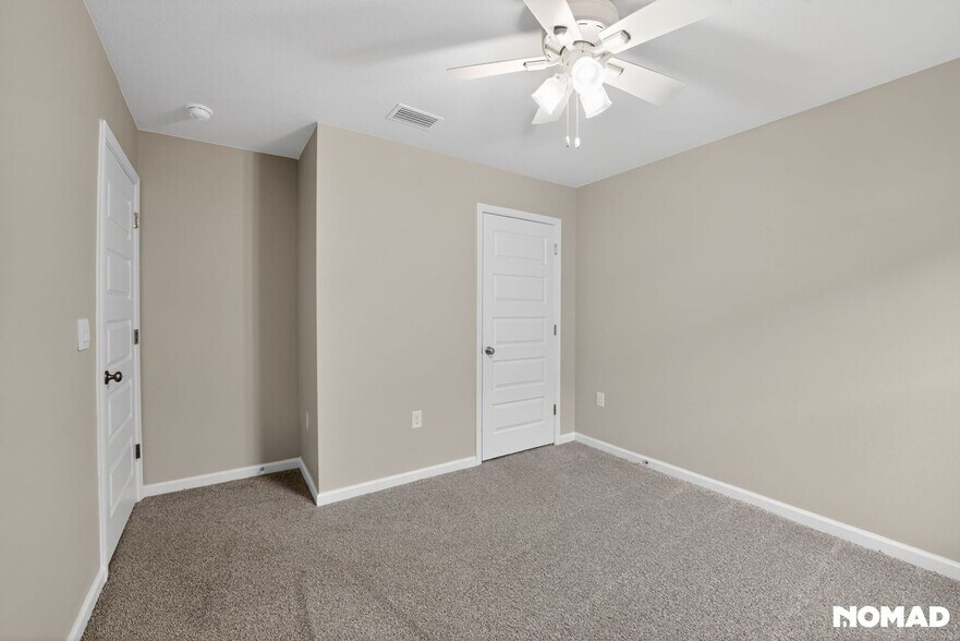 Building Photo - 5024 Rivergrass Dr