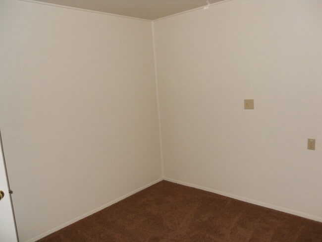 Building Photo - OWN808