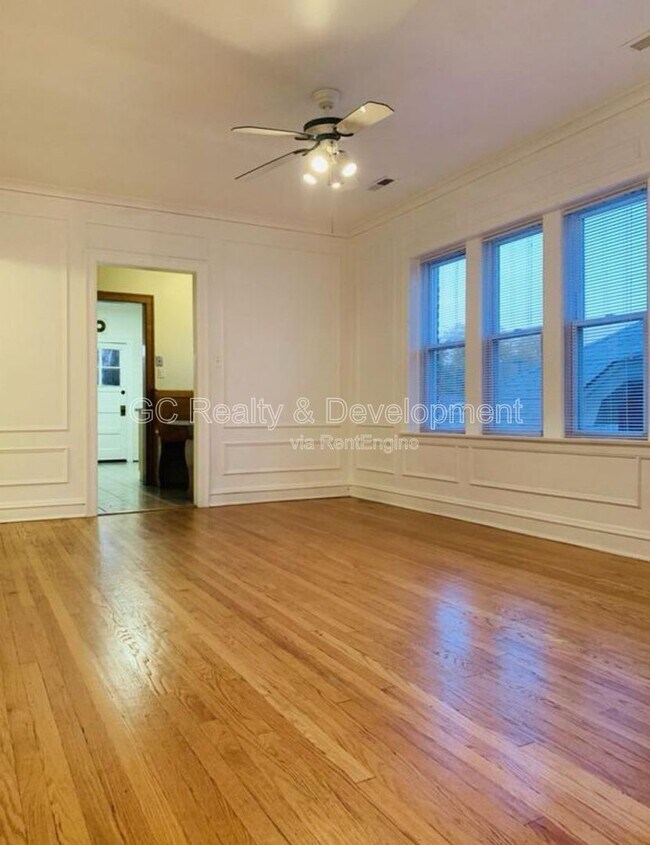 Building Photo - 6316 N Rockwell St