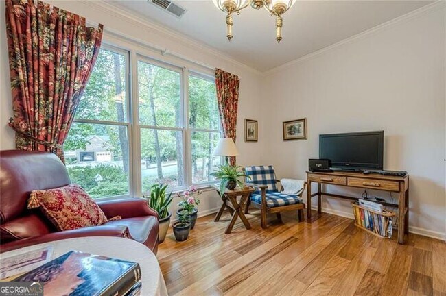 Building Photo - 322 Pebble Trail