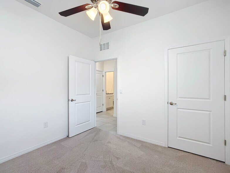 Building Photo - 5059 Stokes Way