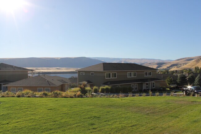 Building Photo - 9118 Red Hawk Ln NW