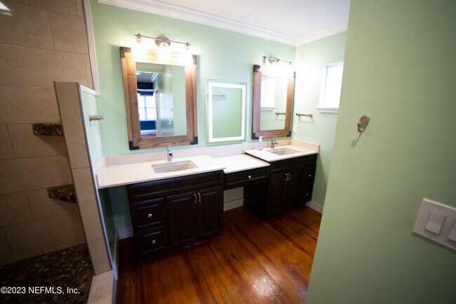 Building Photo - 2010 3rd St