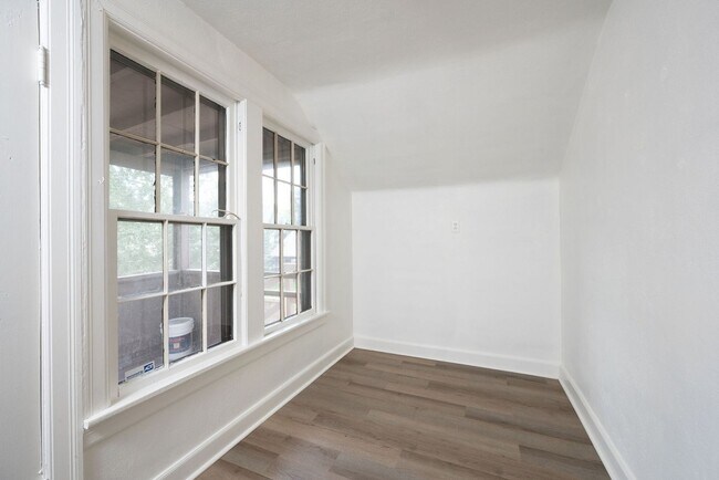Building Photo - 1501 Clayton Ave