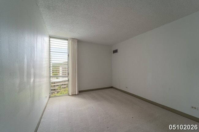 Building Photo - $2,100 | 1br/1ba Condominium in Harbour Ridge (ALL UTILITIES INCLUDED)