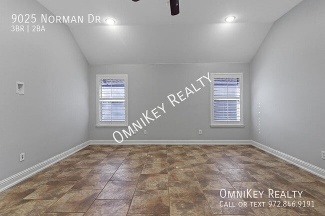 Building Photo - 9025 Norman Dr