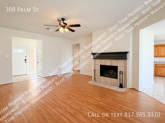 Building Photo - 308 Palm St