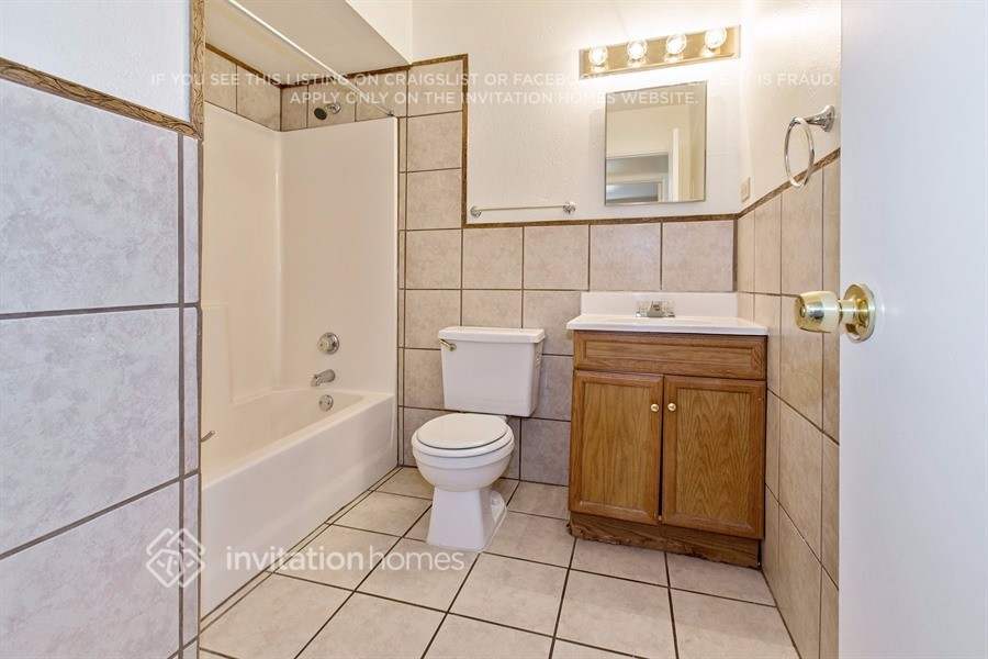 Building Photo - 4343 N 49th Dr