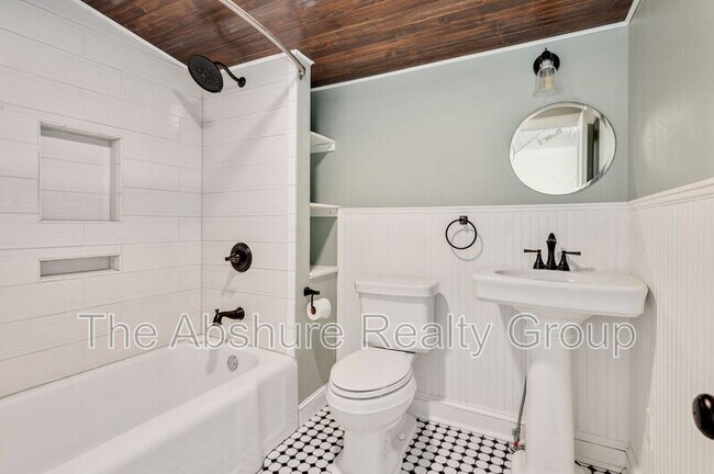 Building Photo - 362 Chalybeate Rd