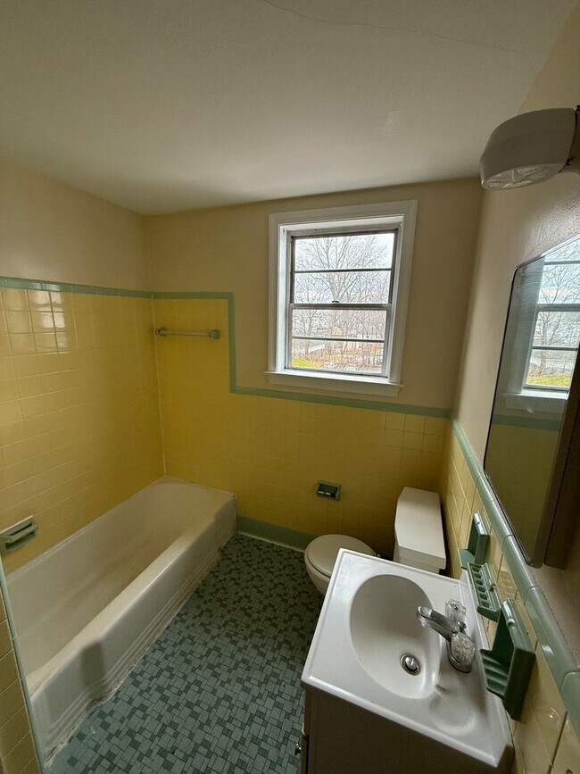 Building Photo - 149-151 Adelaide St.