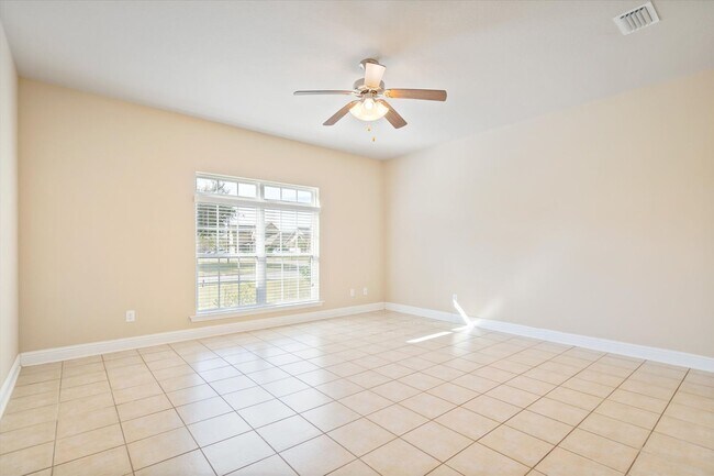 Building Photo - UPCOMING LISTING