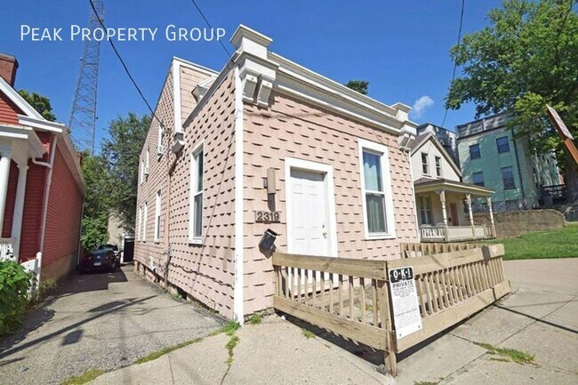 Primary Photo - 2319 Sauer Ave
