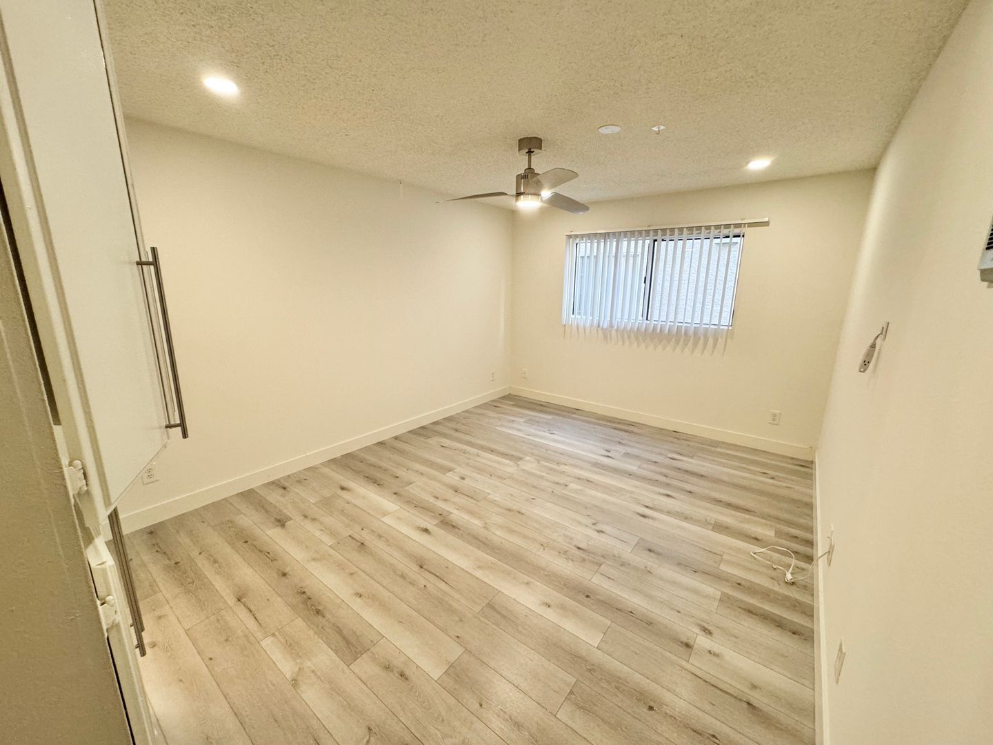 Building Photo - 3546 Hughes Ave