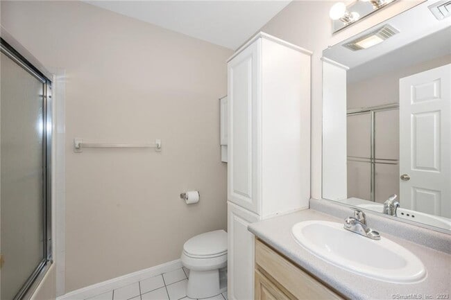 Building Photo - 28 3rd St