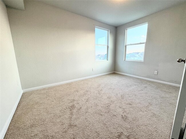 Building Photo - 1705 Arbor Knot Dr