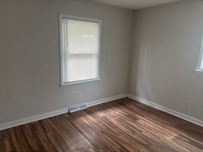 Building Photo - 3048 Marigold Ln