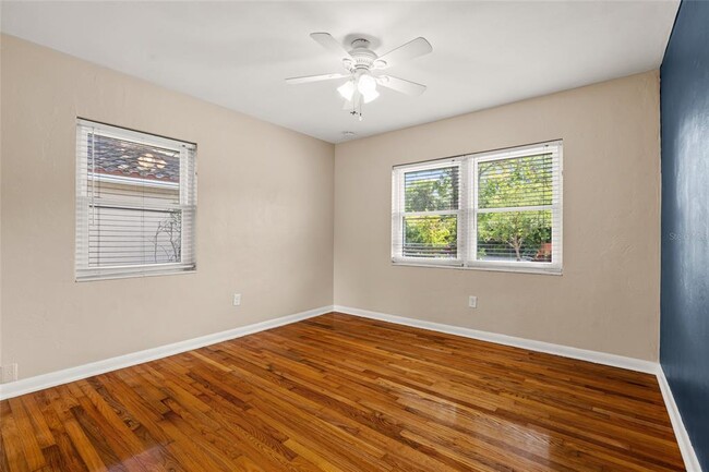 Building Photo - 404 S West Shore Blvd