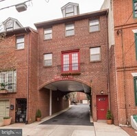 Building Photo - 778 S Front St