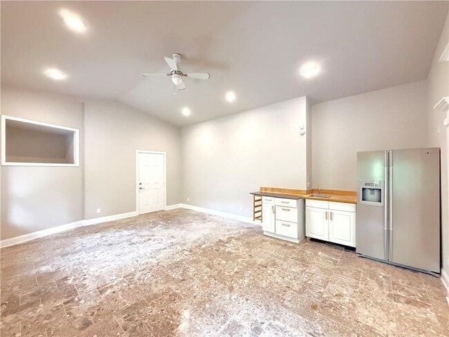 Building Photo - 3500 Millwater Crossing NE