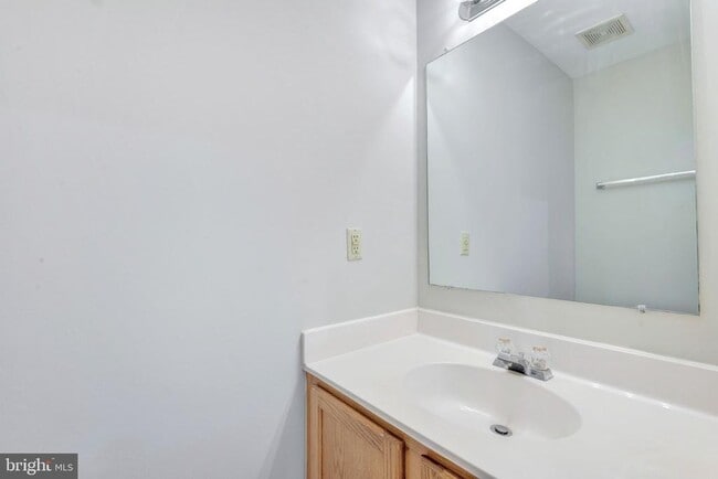 Building Photo - 1804 Manorfield Ct