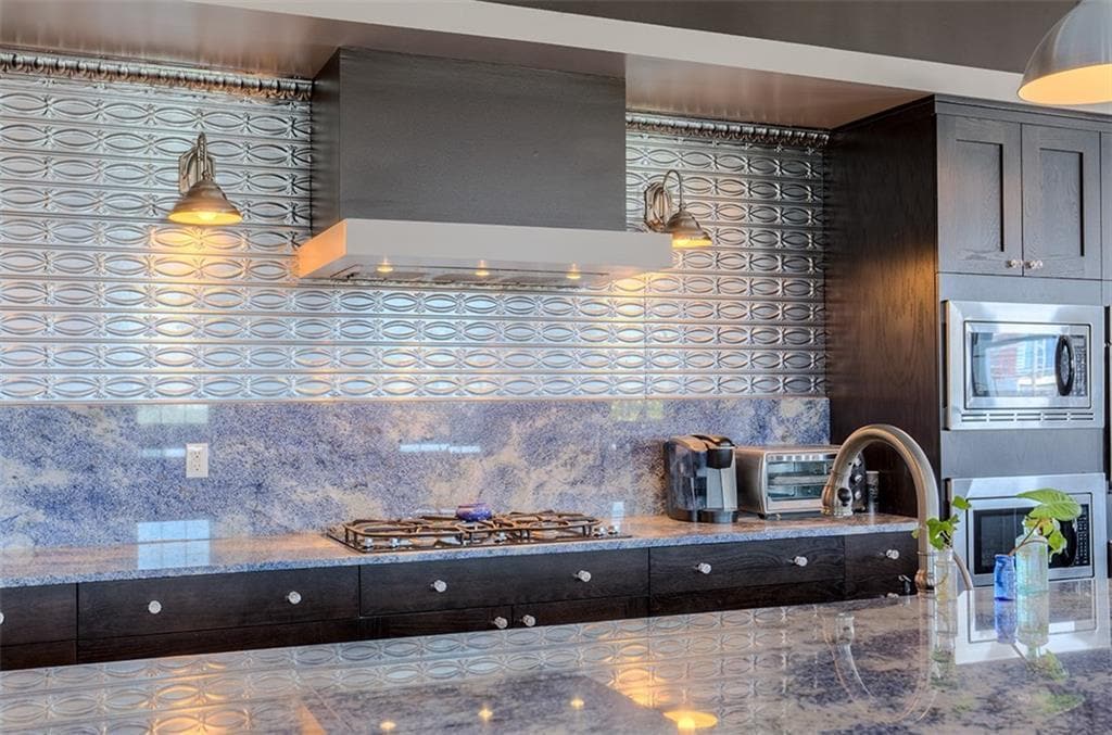 Gas Cooking - 612 Hull St