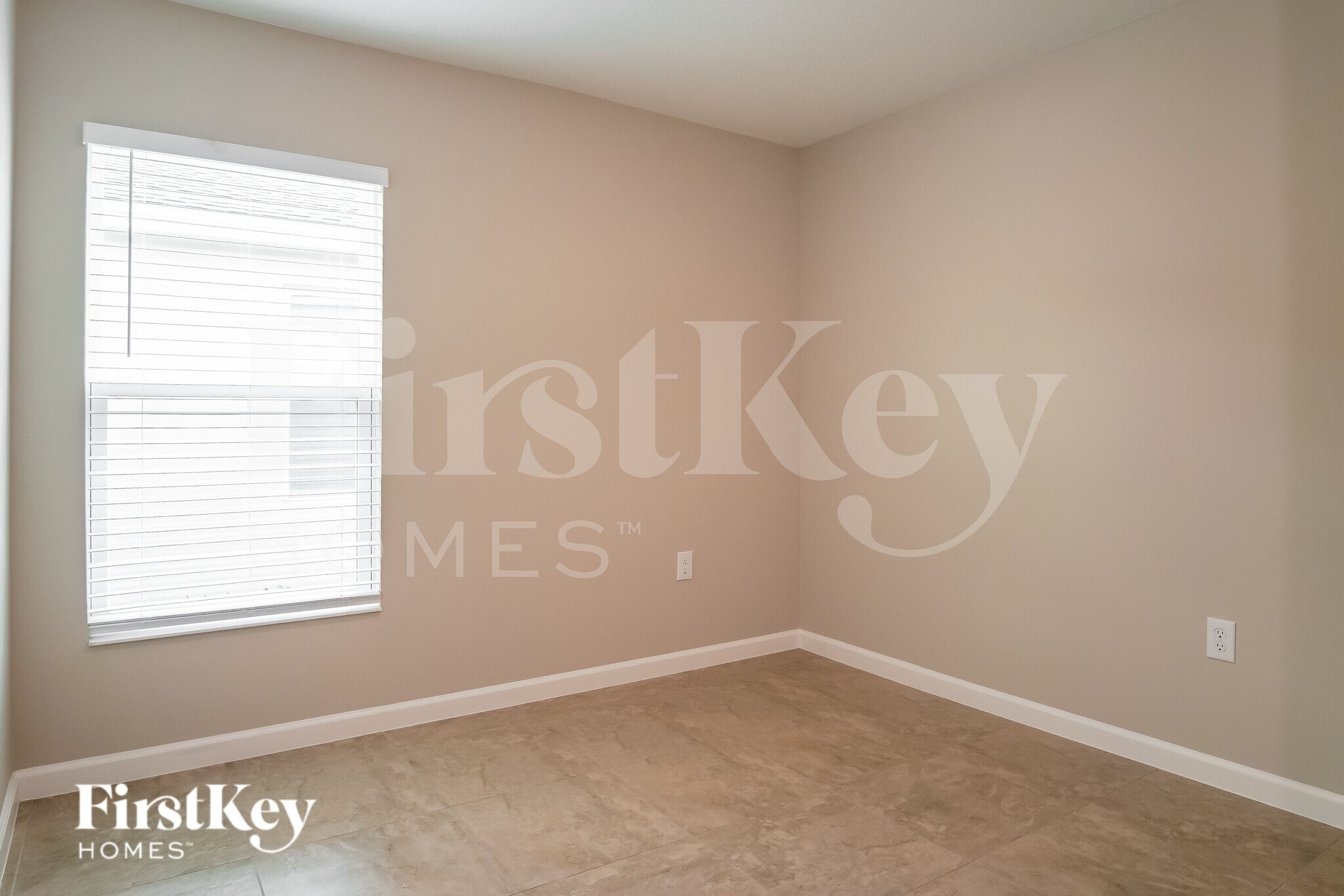 Building Photo - 659 Lindbergh Wy