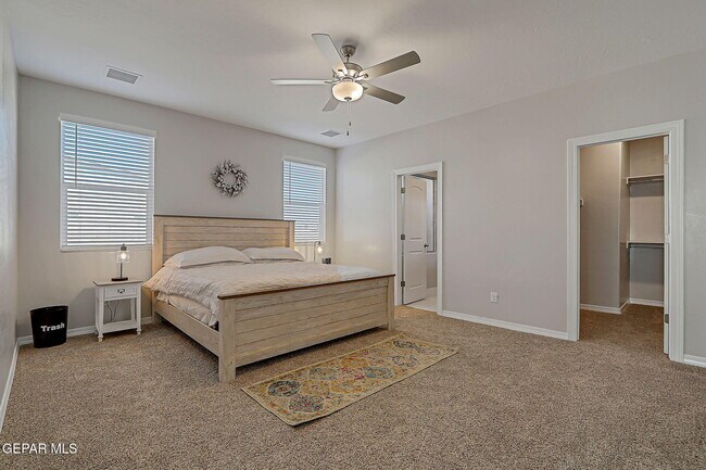 Building Photo - 143 Sarah Trl