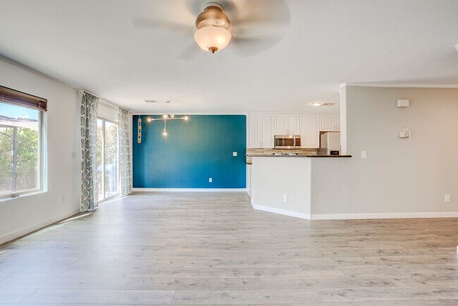 Building Photo - Status: Accepting Applications