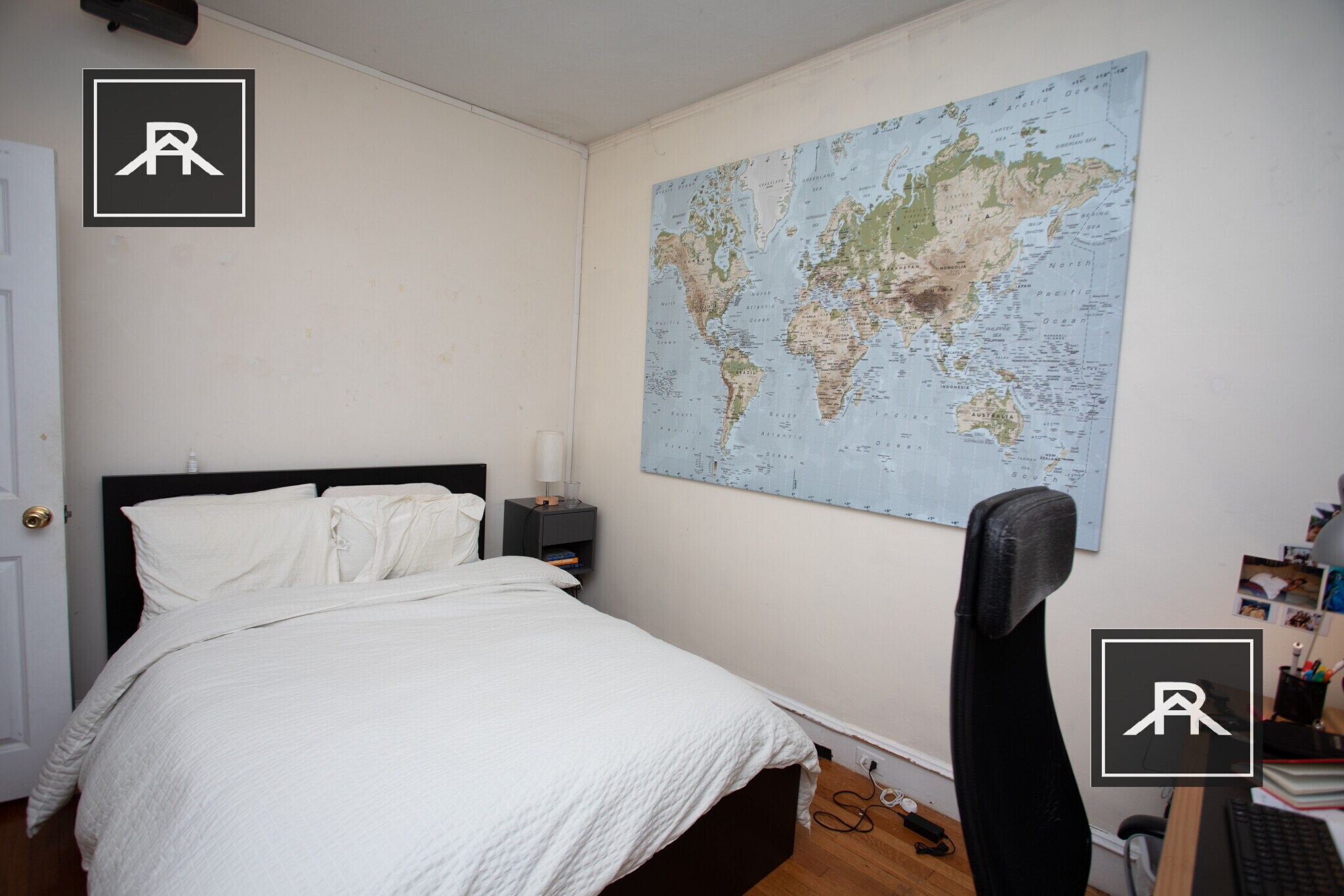 Building Photo - 316 St Paul St