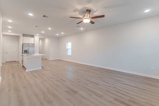 Building Photo - 8570 Blueberry Ash St