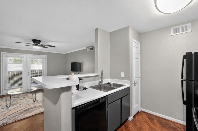 Building Photo - 5750 N Major Dr