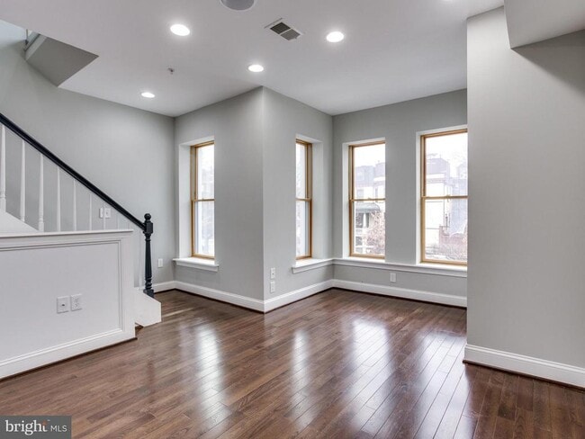 Building Photo - 1234 Euclid St NW