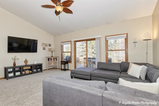 Building Photo - 5850 Fieldstone Trail