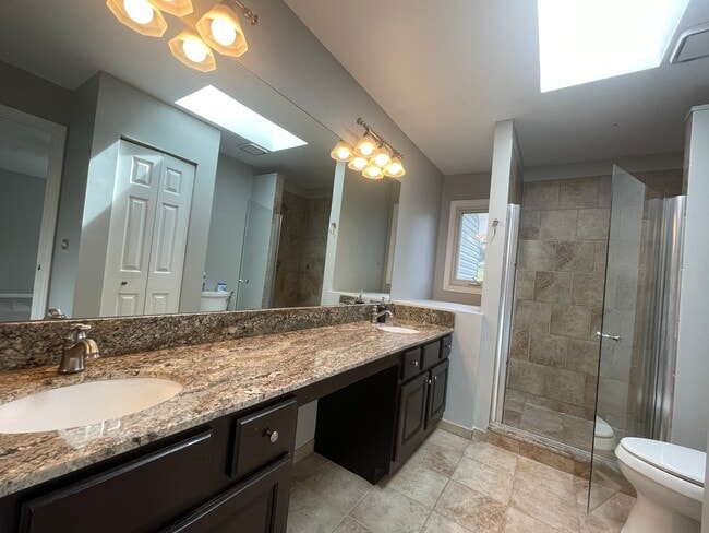 Building Photo - 1076 Rockport Dr