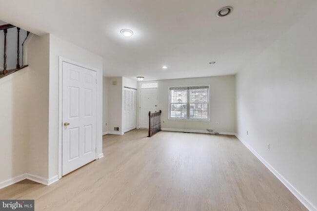 Building Photo - 20488 Summersong Ln