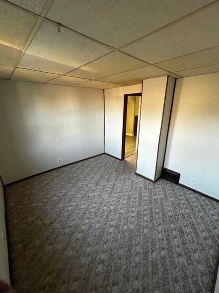 Building Photo - 106 Warsaw St