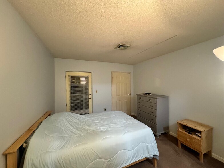 Building Photo - 620 Boston Ave