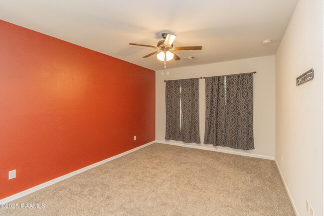 Building Photo - 110 Gentle Cres Ln