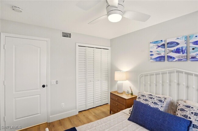 Building Photo - 7300 Glenmoor Ln